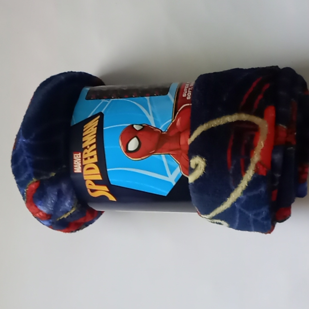Spiderman plush throw new